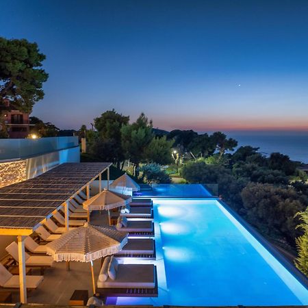 Myzith Luxury Suites Keri Bagian luar foto